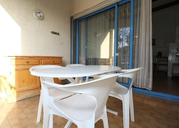 Grand Climatise Avec Terrasse Et Parkings, Proche Des Thermes - Fr-1-553-106 Daire
